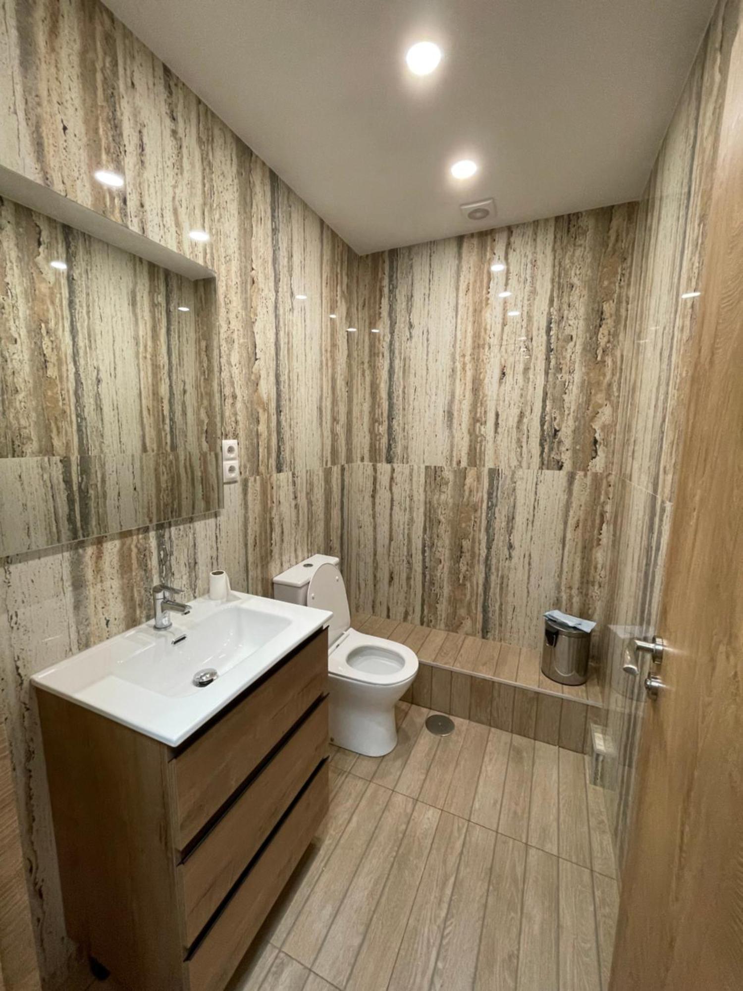 מדריד Velvet Hostels Pacifico מראה חיצוני תמונה